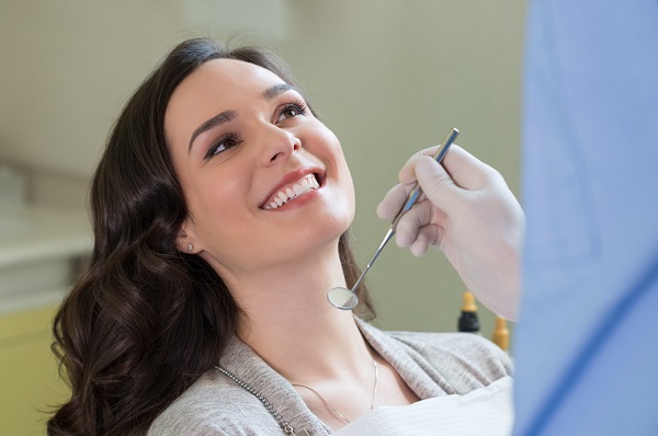 Dental Bonding vs. Contouring