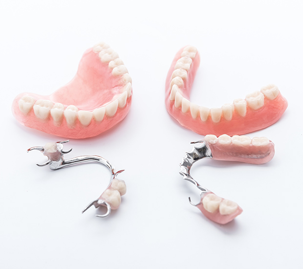 Chicago Dentures and Partial Dentures