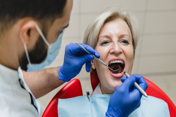Follow These Guidelines To Get An Attractive Smile With A Smile Makeover